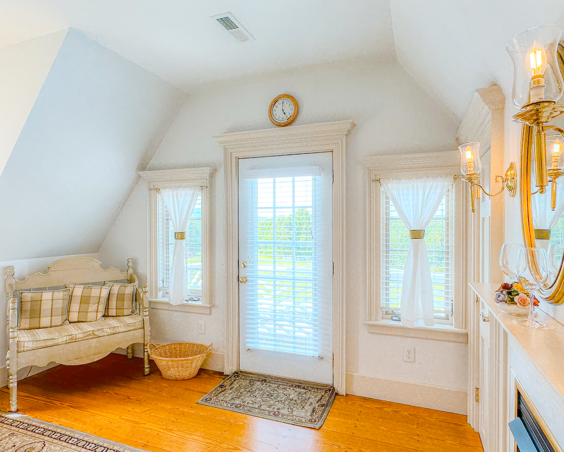 Second image of the door to the Gable Room's private balcony.